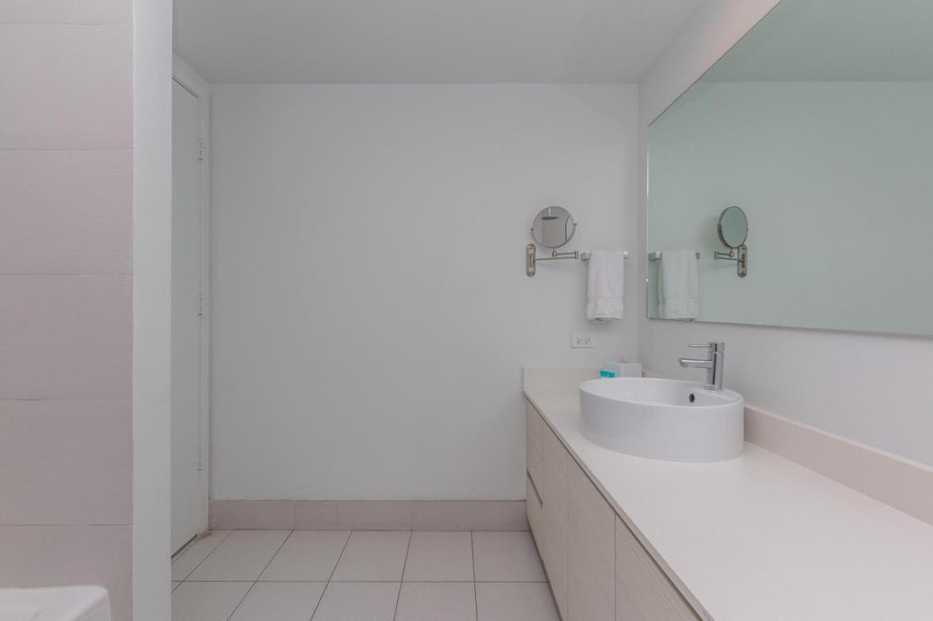 הלנדל ביץ' Modern One Bedroom Rental At Beach Walk Resort Miami 18Th Floor מראה חיצוני תמונה