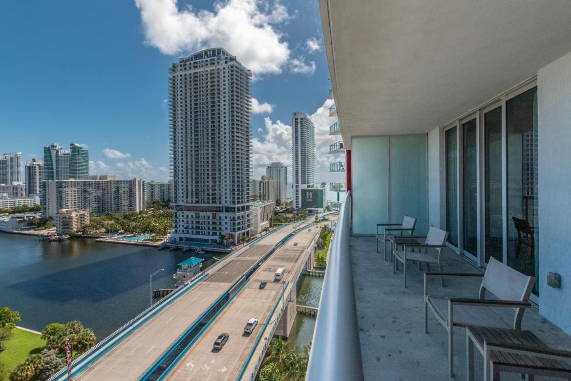 הלנדל ביץ' Modern One Bedroom Rental At Beach Walk Resort Miami 18Th Floor מראה חיצוני תמונה
