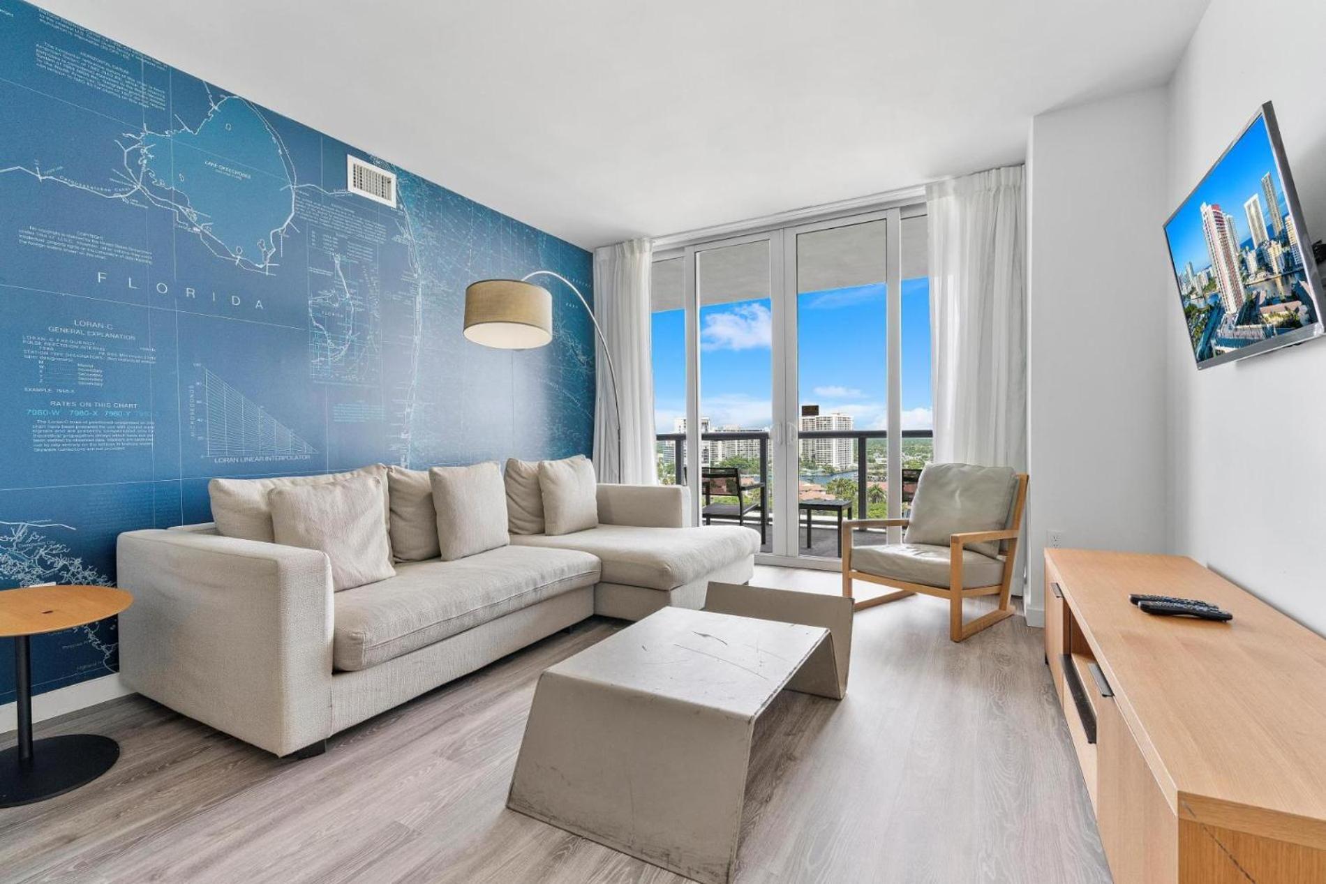 הלנדל ביץ' Modern One Bedroom Rental At Beach Walk Resort Miami 18Th Floor מראה חיצוני תמונה